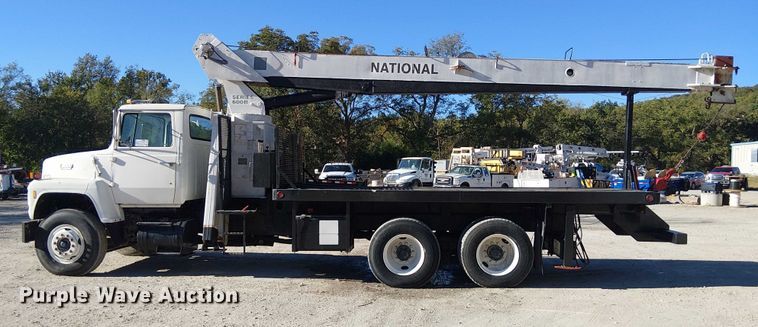 image for item DJ7902 1987 Ford LNT8000 crane truck