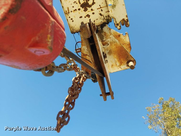 image for item DJ7902 1987 Ford LNT8000 crane truck