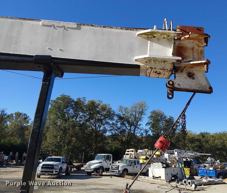 image for item DJ7902 1987 Ford LNT8000 crane truck