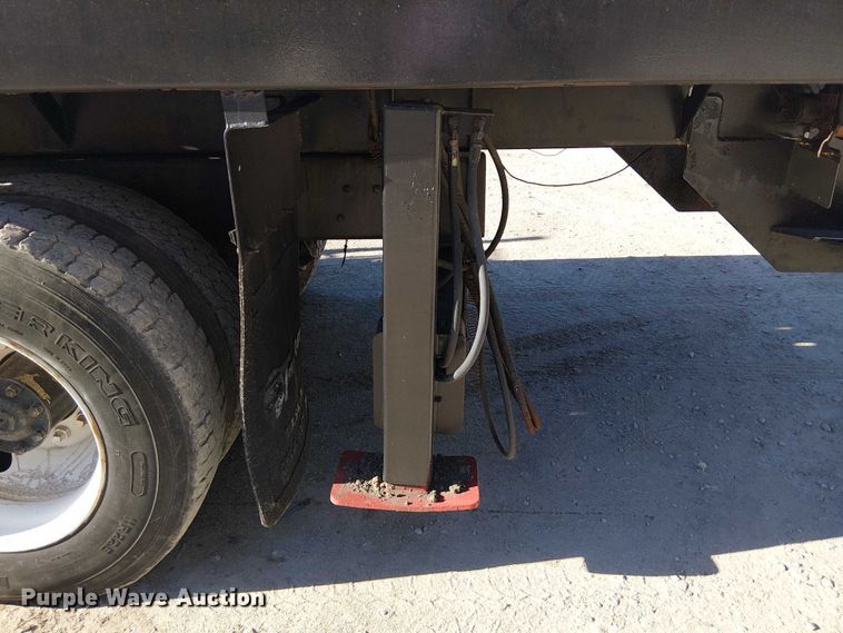 image for item DJ7902 1987 Ford LNT8000 crane truck