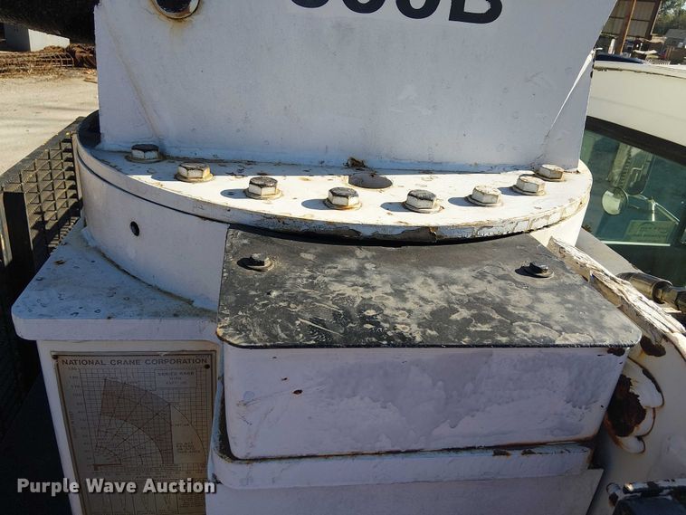 image for item DJ7902 1987 Ford LNT8000 crane truck