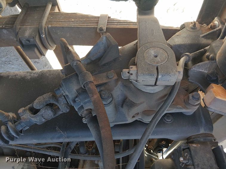 image for item DJ7902 1987 Ford LNT8000 crane truck