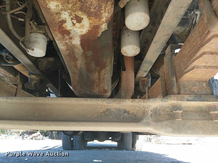 image for item DJ7902 1987 Ford LNT8000 crane truck