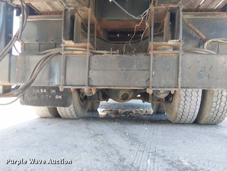 image for item DJ7902 1987 Ford LNT8000 crane truck