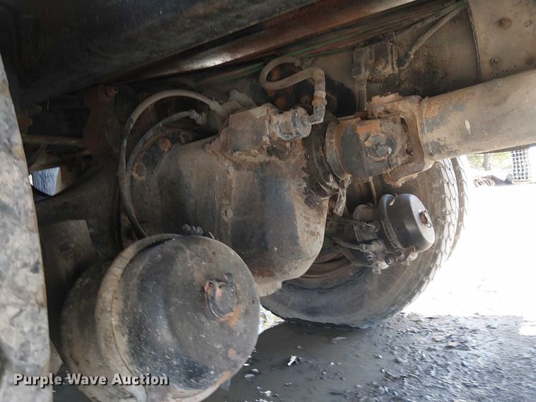 image for item DJ7902 1987 Ford LNT8000 crane truck