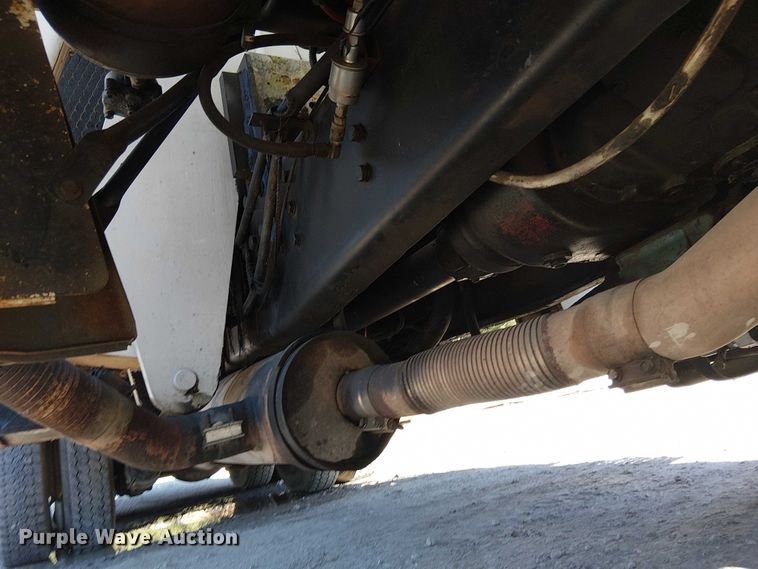 image for item DJ7902 1987 Ford LNT8000 crane truck