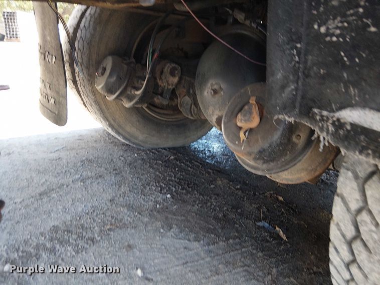 image for item DJ7902 1987 Ford LNT8000 crane truck