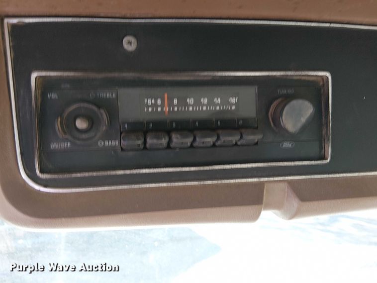 image for item DJ7902 1987 Ford LNT8000 crane truck