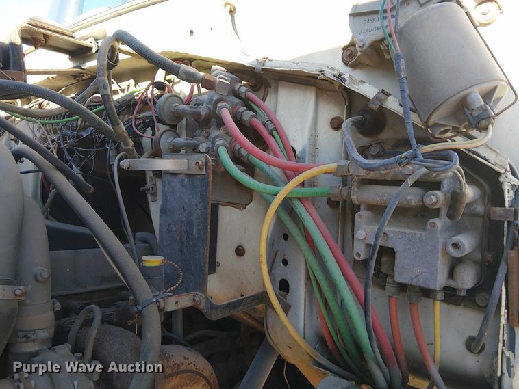 image for item DJ7902 1987 Ford LNT8000 crane truck