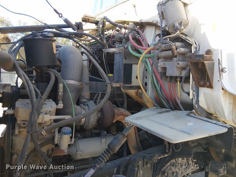 image for item DJ7902 1987 Ford LNT8000 crane truck