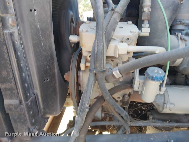 image for item DJ7902 1987 Ford LNT8000 crane truck