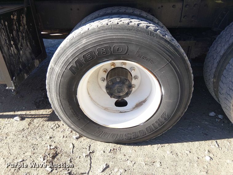 image for item DJ7902 1987 Ford LNT8000 crane truck