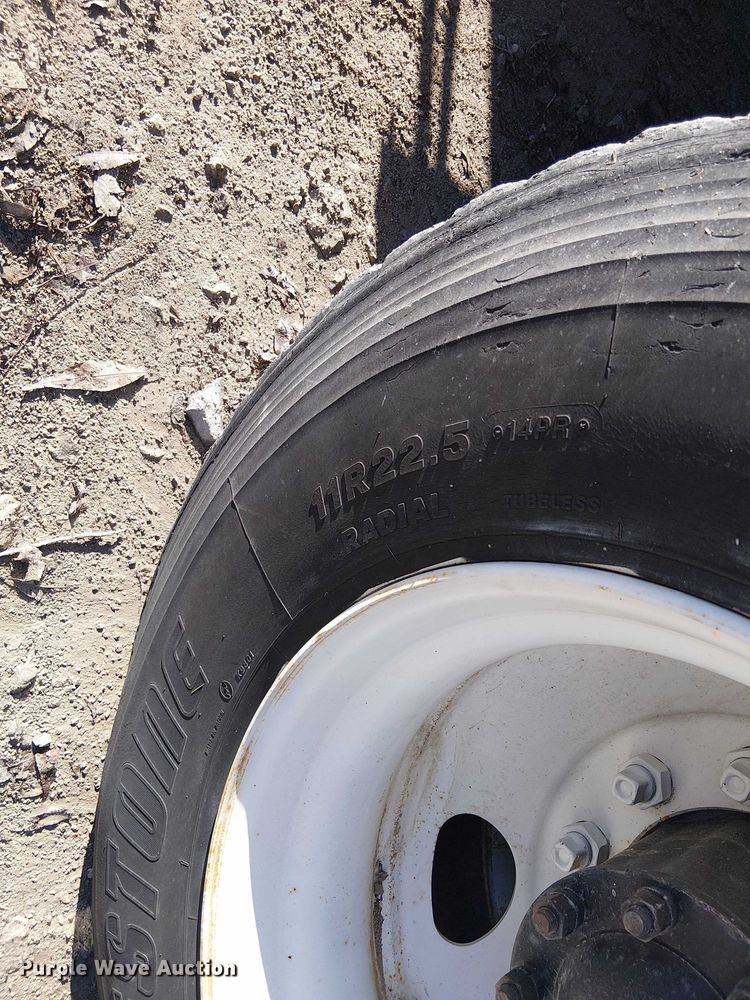 image for item DJ7902 1987 Ford LNT8000 crane truck