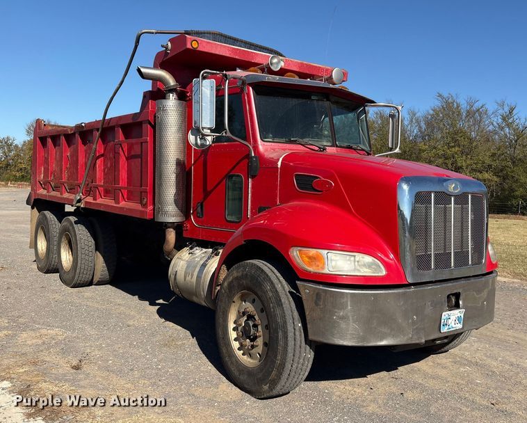 image for item DJ7936 2006 Peterbilt 335 dump truck