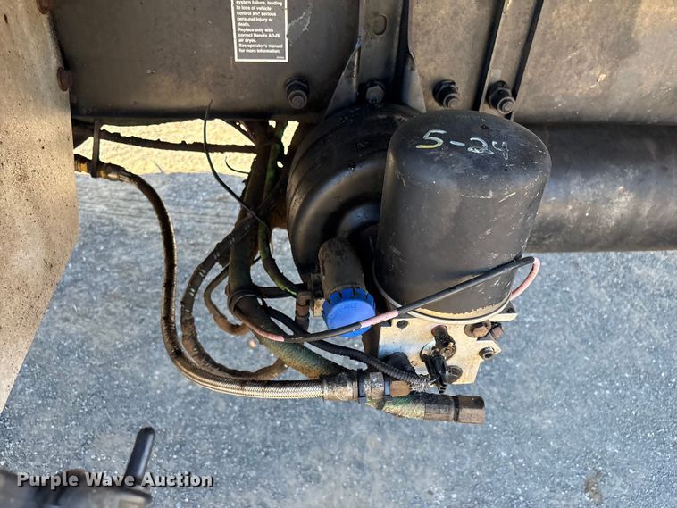 image for item DJ7936 2006 Peterbilt 335 dump truck