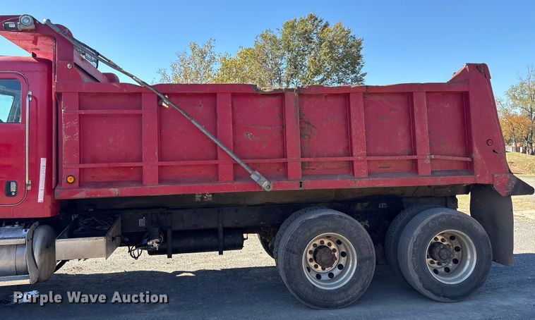 image for item DJ7936 2006 Peterbilt 335 dump truck