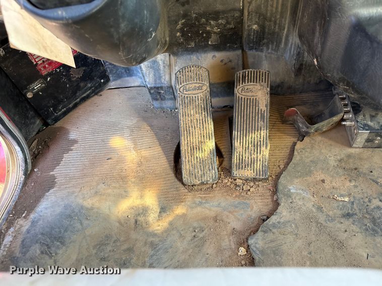 image for item DJ7936 2006 Peterbilt 335 dump truck