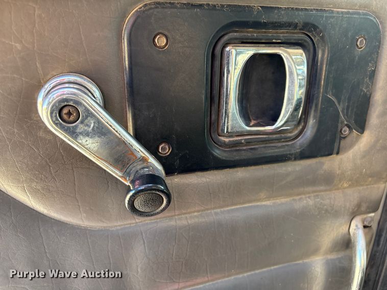 image for item DJ7936 2006 Peterbilt 335 dump truck