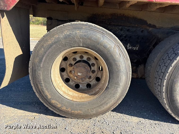 image for item DJ7936 2006 Peterbilt 335 dump truck