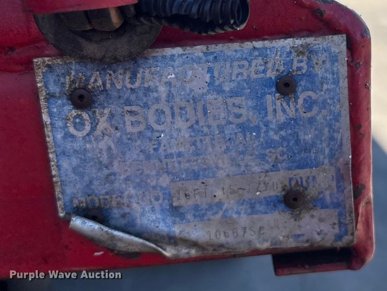 image for item DJ7936 2006 Peterbilt 335 dump truck