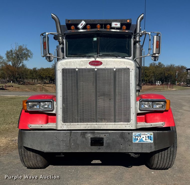image for item DJ7937 2006 Peterbilt 378 dump truck