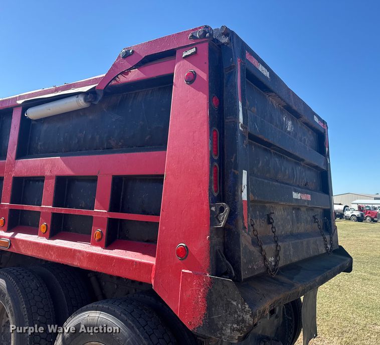 image for item DJ7937 2006 Peterbilt 378 dump truck