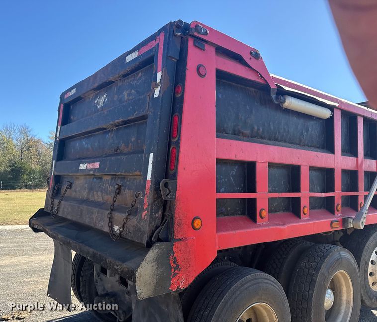 image for item DJ7937 2006 Peterbilt 378 dump truck