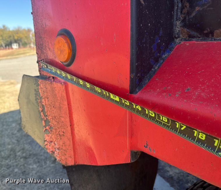 image for item DJ7937 2006 Peterbilt 378 dump truck