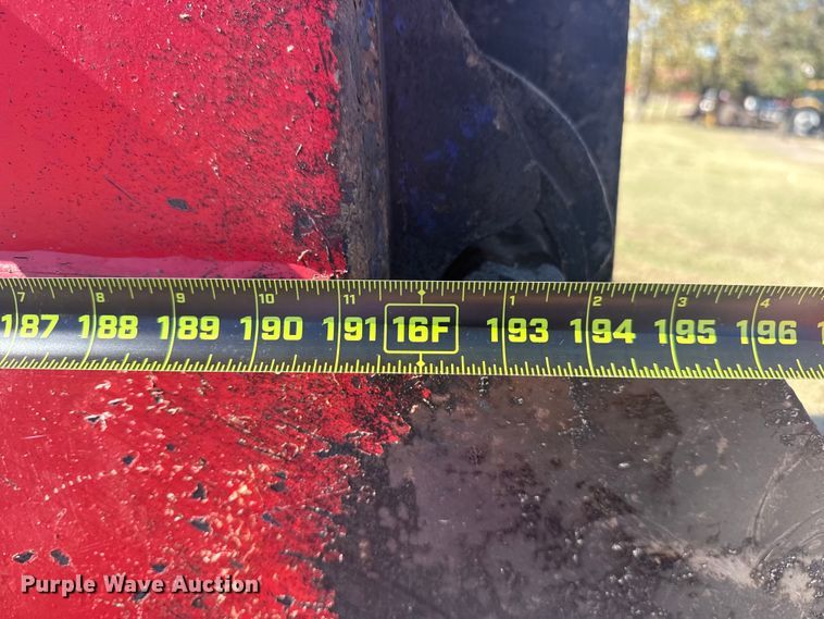 image for item DJ7937 2006 Peterbilt 378 dump truck