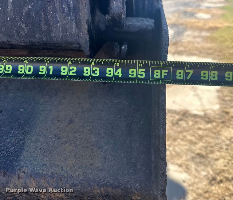 image for item DJ7937 2006 Peterbilt 378 dump truck