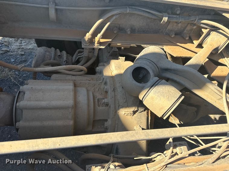 image for item DJ7937 2006 Peterbilt 378 dump truck