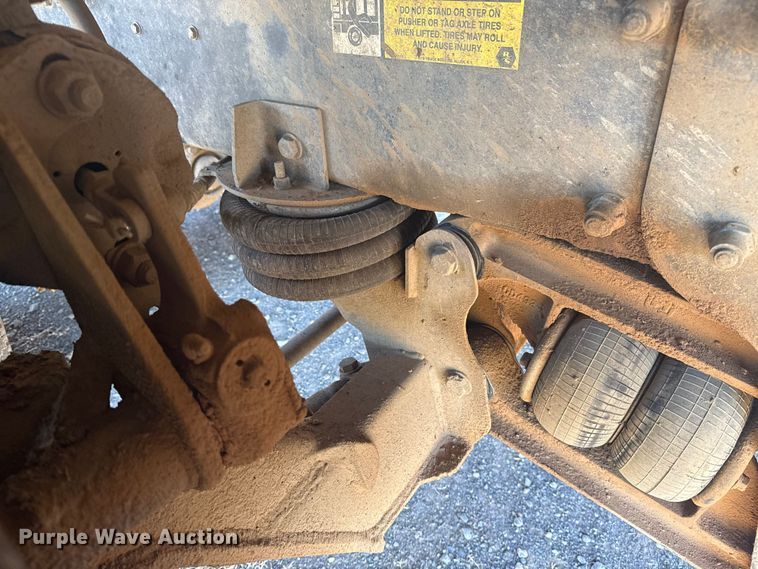 image for item DJ7937 2006 Peterbilt 378 dump truck