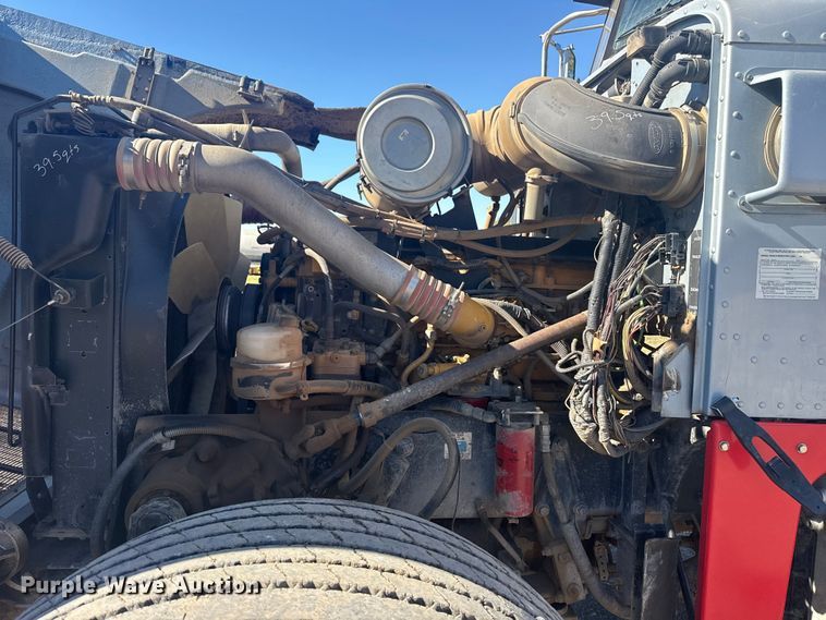 image for item DJ7937 2006 Peterbilt 378 dump truck