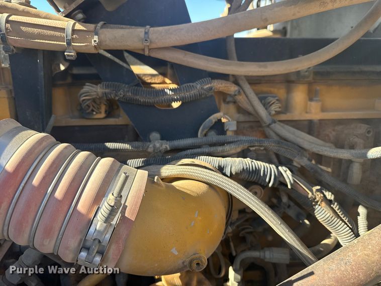 image for item DJ7937 2006 Peterbilt 378 dump truck