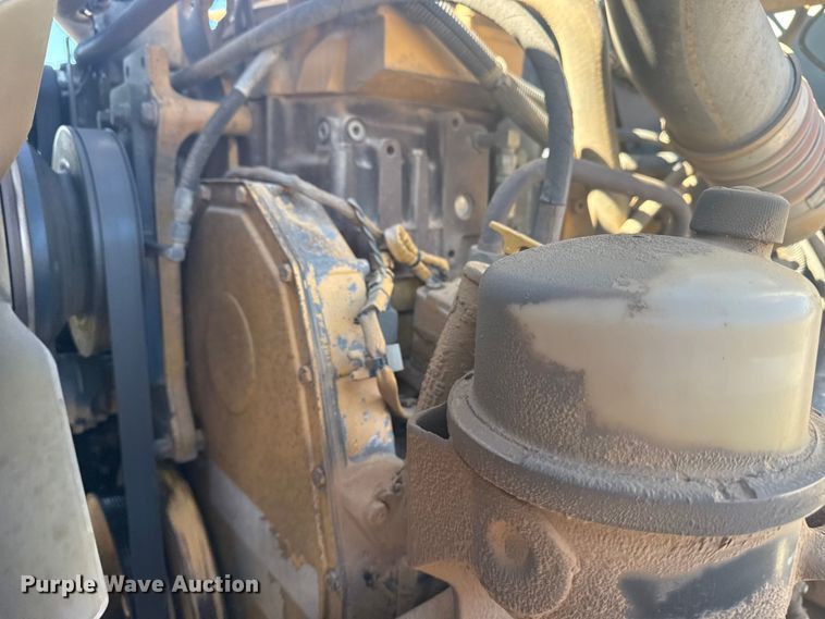 image for item DJ7937 2006 Peterbilt 378 dump truck