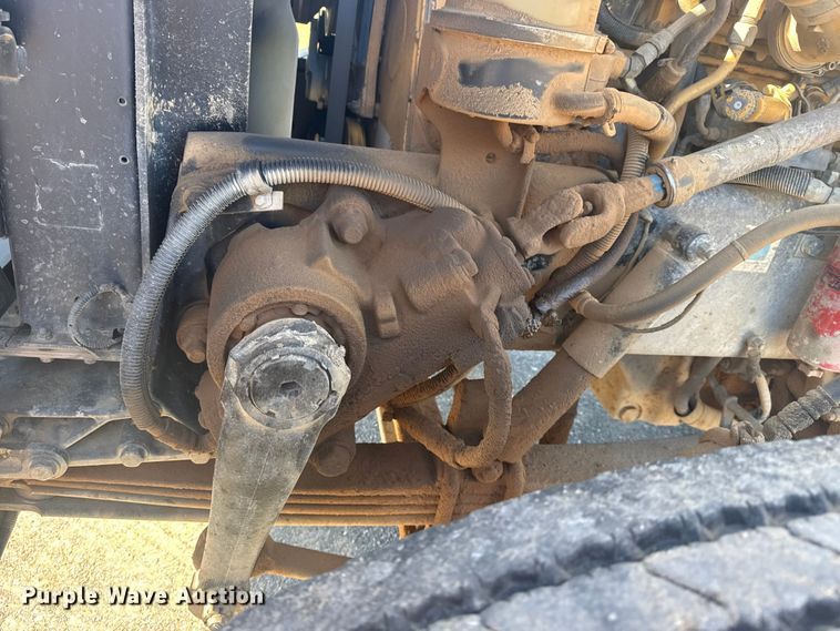 image for item DJ7937 2006 Peterbilt 378 dump truck