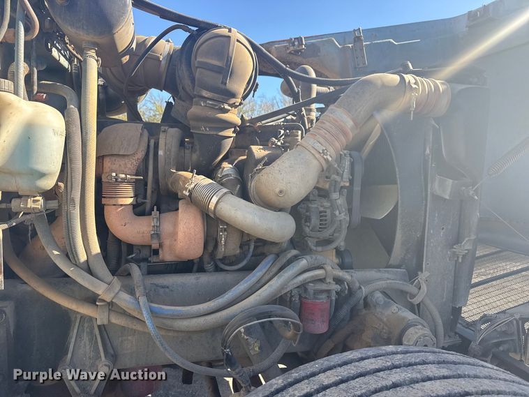 image for item DJ7937 2006 Peterbilt 378 dump truck