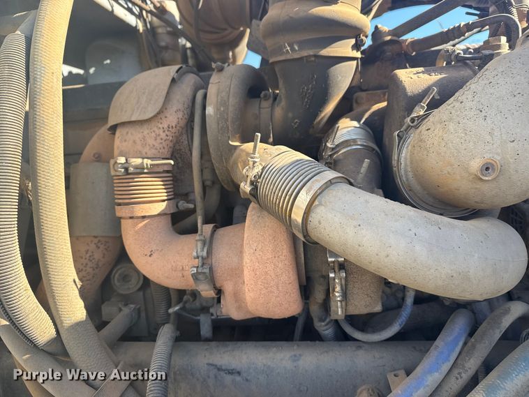 image for item DJ7937 2006 Peterbilt 378 dump truck