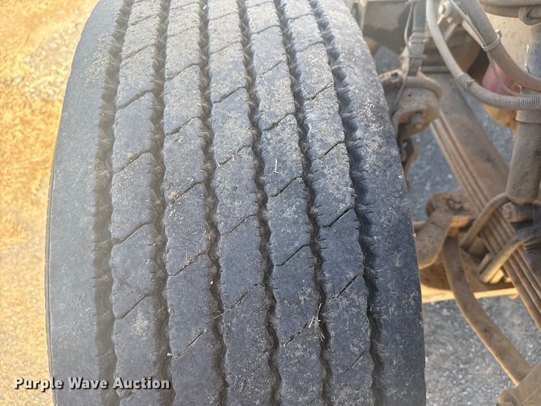 image for item DJ7937 2006 Peterbilt 378 dump truck