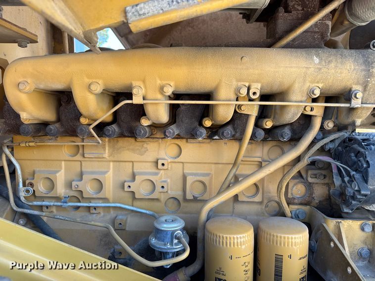 image for item DJ7938 2005 Caterpillar CS563E single drum roller