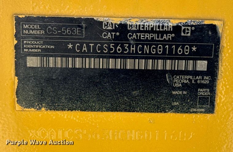 image for item DJ7938 2005 Caterpillar CS563E single drum roller