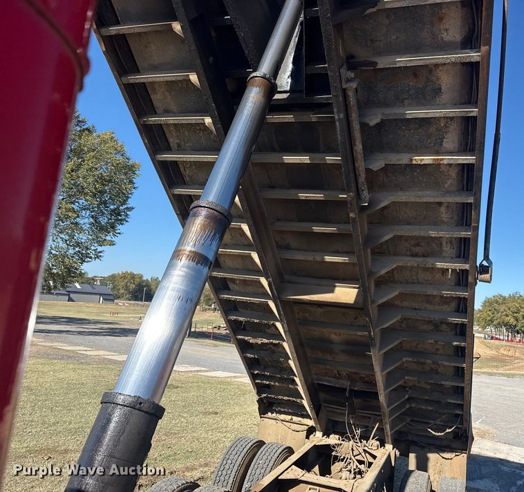 image for item DJ7940 1997 Peterbilt 357 dump truck