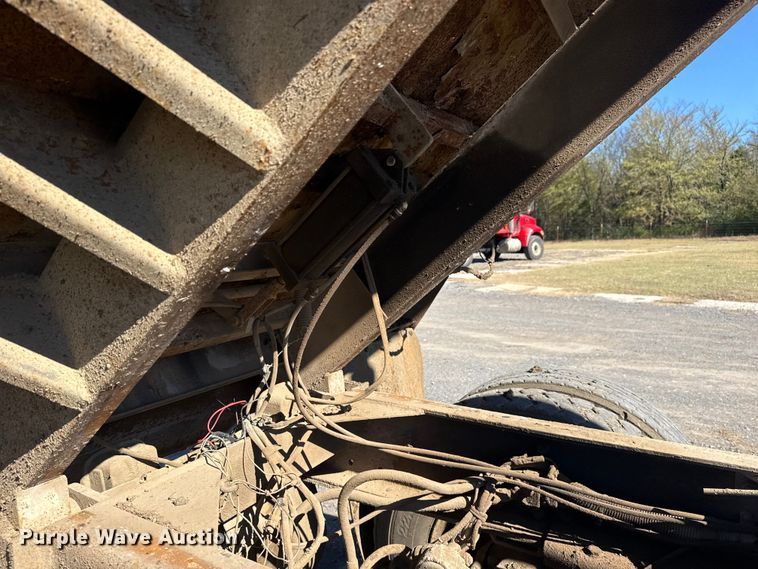 image for item DJ7940 1997 Peterbilt 357 dump truck