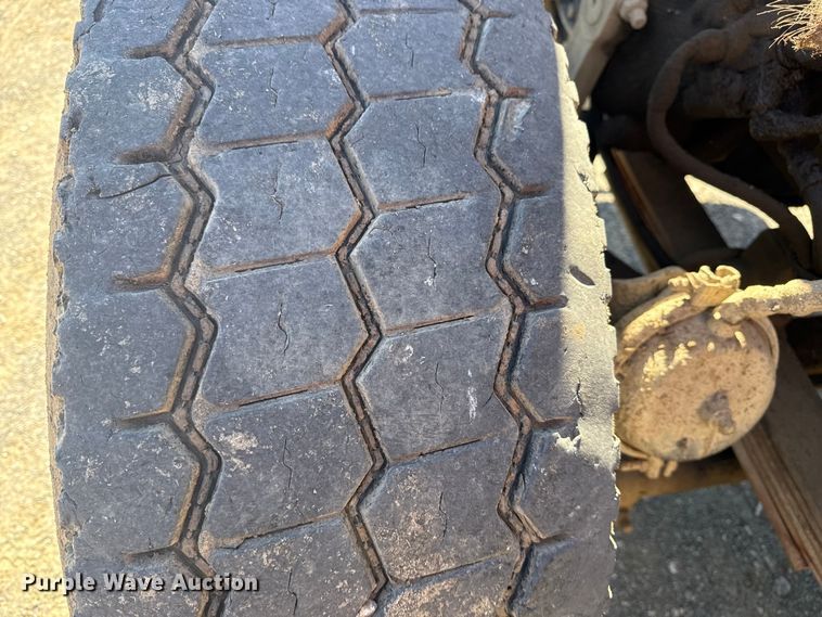 image for item DJ7940 1997 Peterbilt 357 dump truck