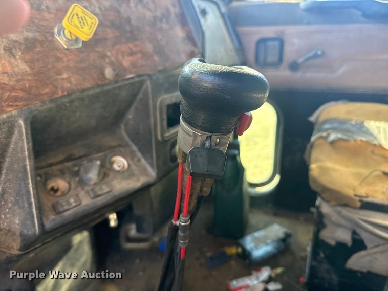 image for item DJ7940 1997 Peterbilt 357 dump truck