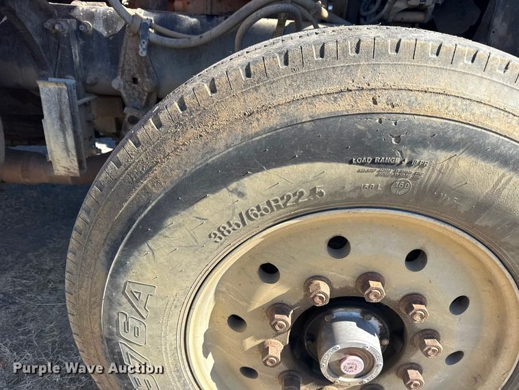 image for item DJ7940 1997 Peterbilt 357 dump truck