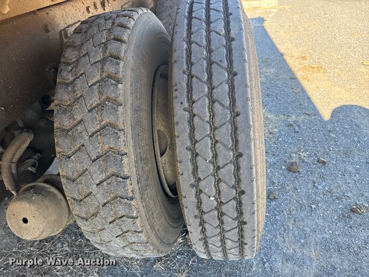 image for item DJ7940 1997 Peterbilt 357 dump truck