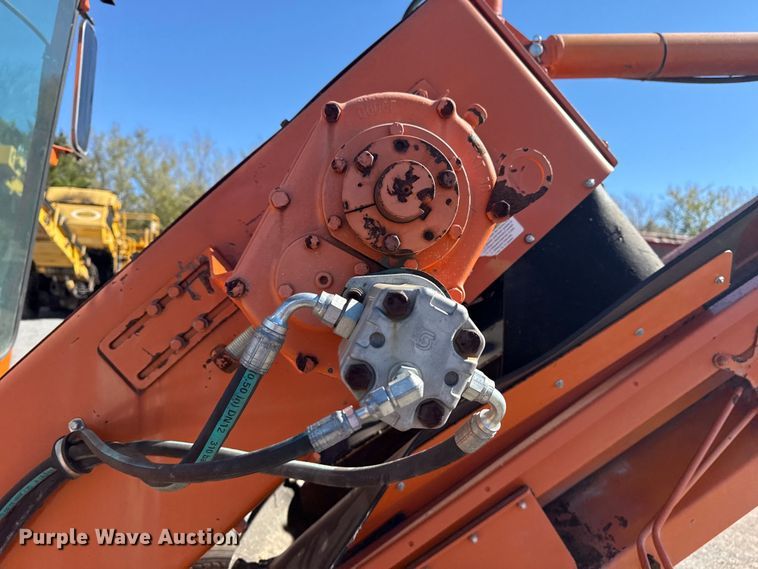 image for item DJ7941 2011 Broce Broom MK-1 broom