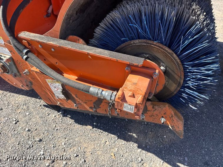 image for item DJ7941 2011 Broce Broom MK-1 broom