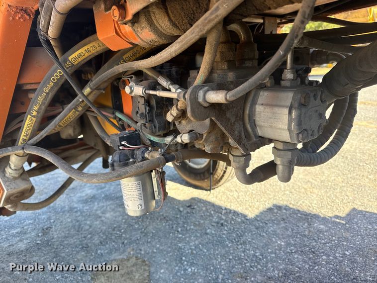 image for item DJ7941 2011 Broce Broom MK-1 broom